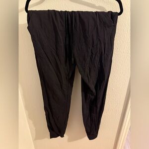 Lululemon Ready to Rulu Jogger